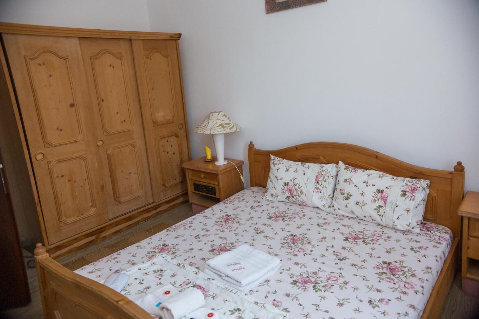 Casa Dany Hotel Корбу Екстериор снимка