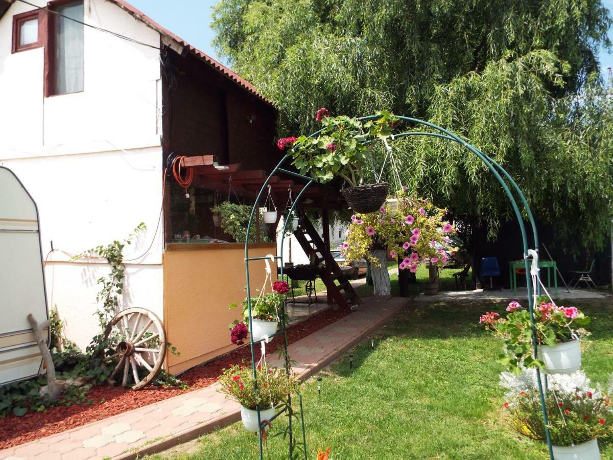 Casa Dany Hotel Корбу Екстериор снимка