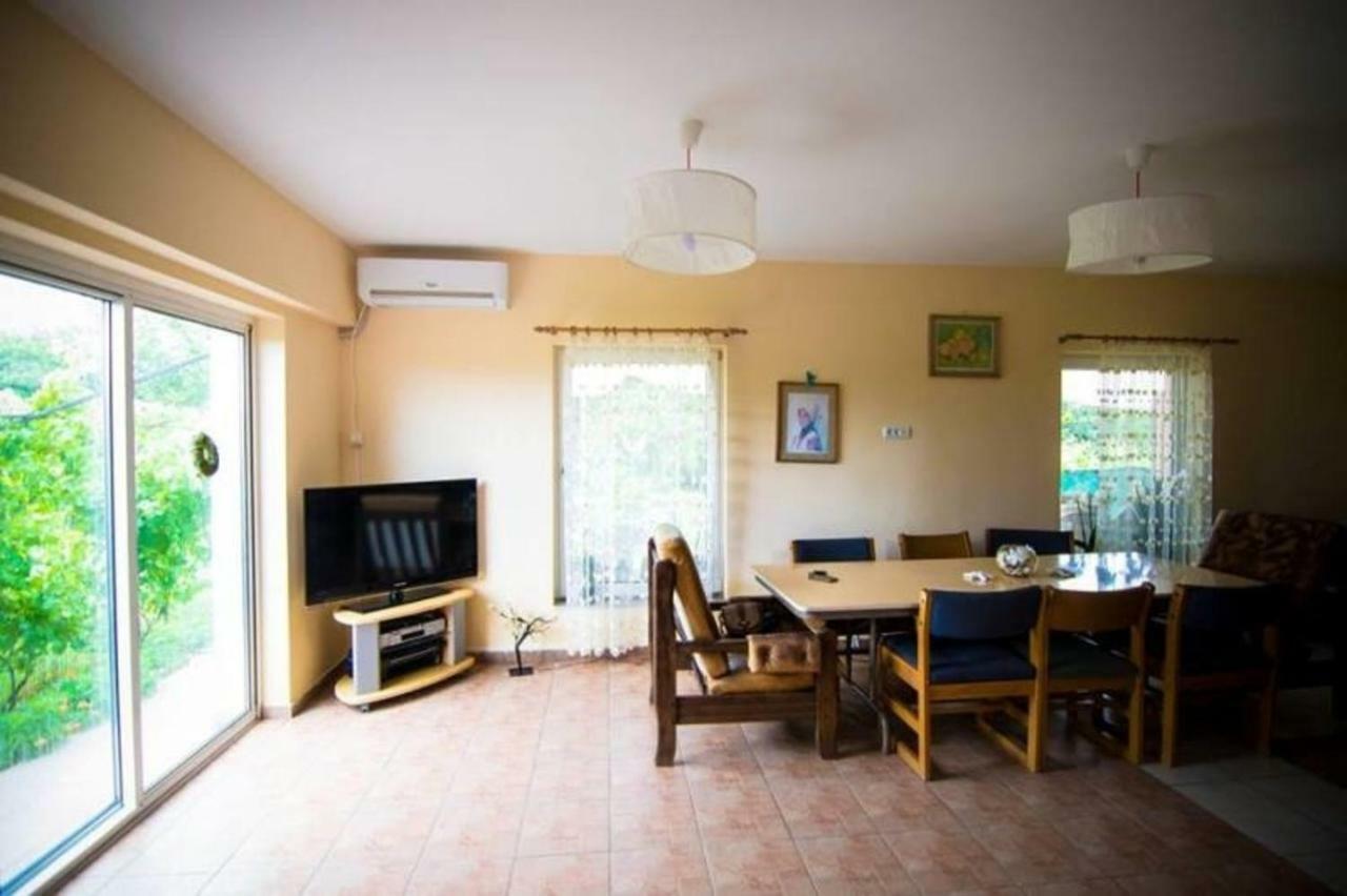 Casa Dany Hotel Корбу Екстериор снимка