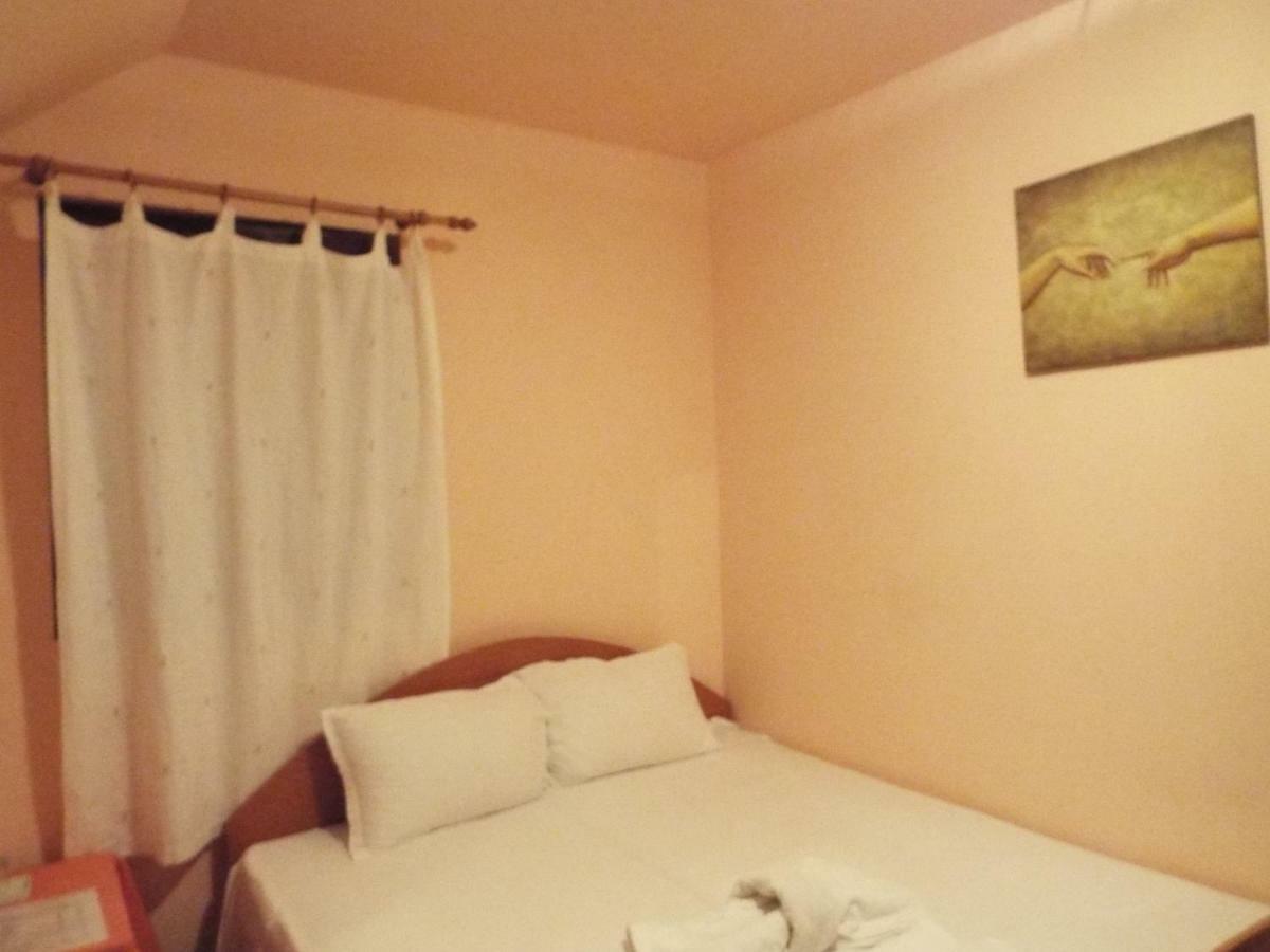 Casa Dany Hotel Корбу Екстериор снимка